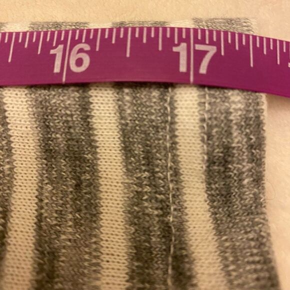 Entro Blueish Gray and White Lightweight Hoodie Top 3/4 Sleeves Sz M - Picture 12 of 13